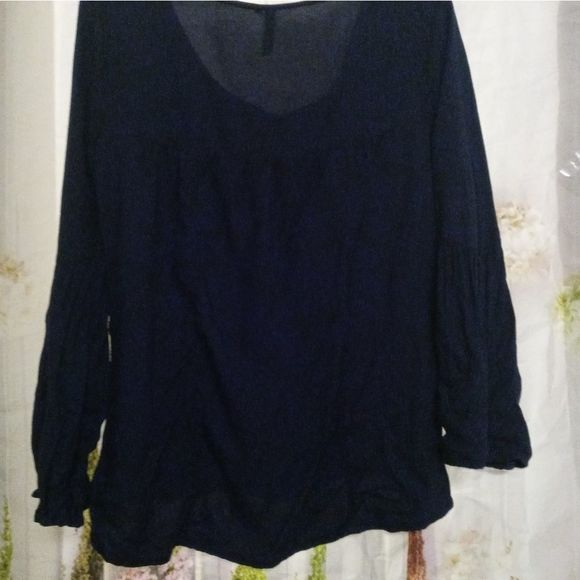 Red Camel Boho Embroidered Top - Picture 9 of 10